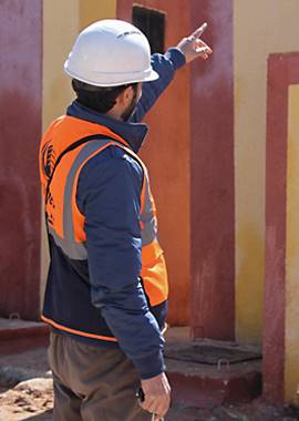 بناء كتل حمامات في مخيم أكدا                    